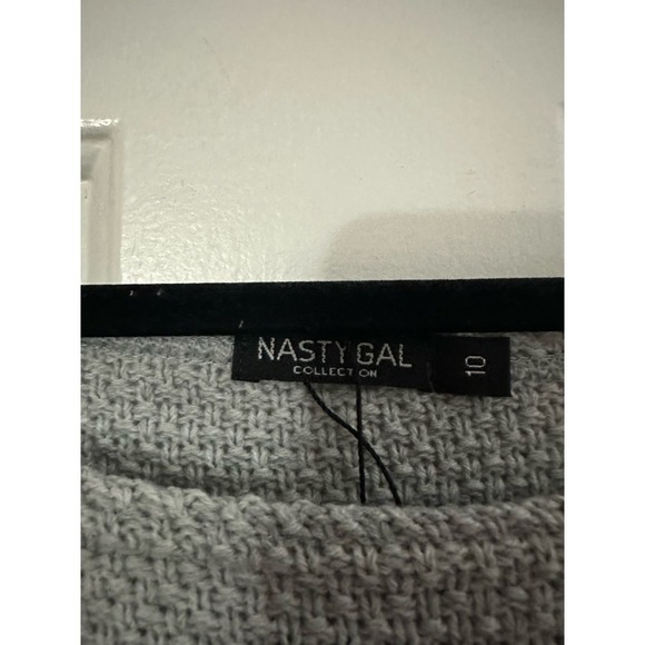 Nasty Gal Oversized Open Off Shoulder Gray Sweater - Sz 10 - Picture 2 of 5